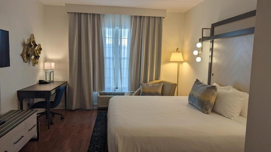 Hotel Indigo Jacksonville-Deerwood Park